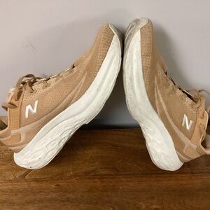 New Balance fresh foam 1080v13, mens 10.5 2e